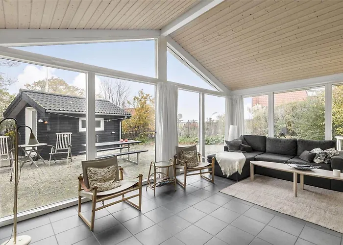 N088-karrebaeksminde-baekkene-201-b Karrebæksminde