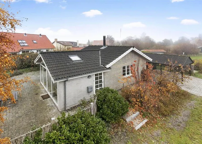 N088-karrebaeksminde-baekkene-201-b * Karrebæksminde